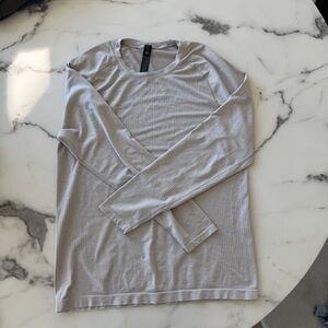 Lululemon Men’s Metal Vent Tech Long Sleeve
